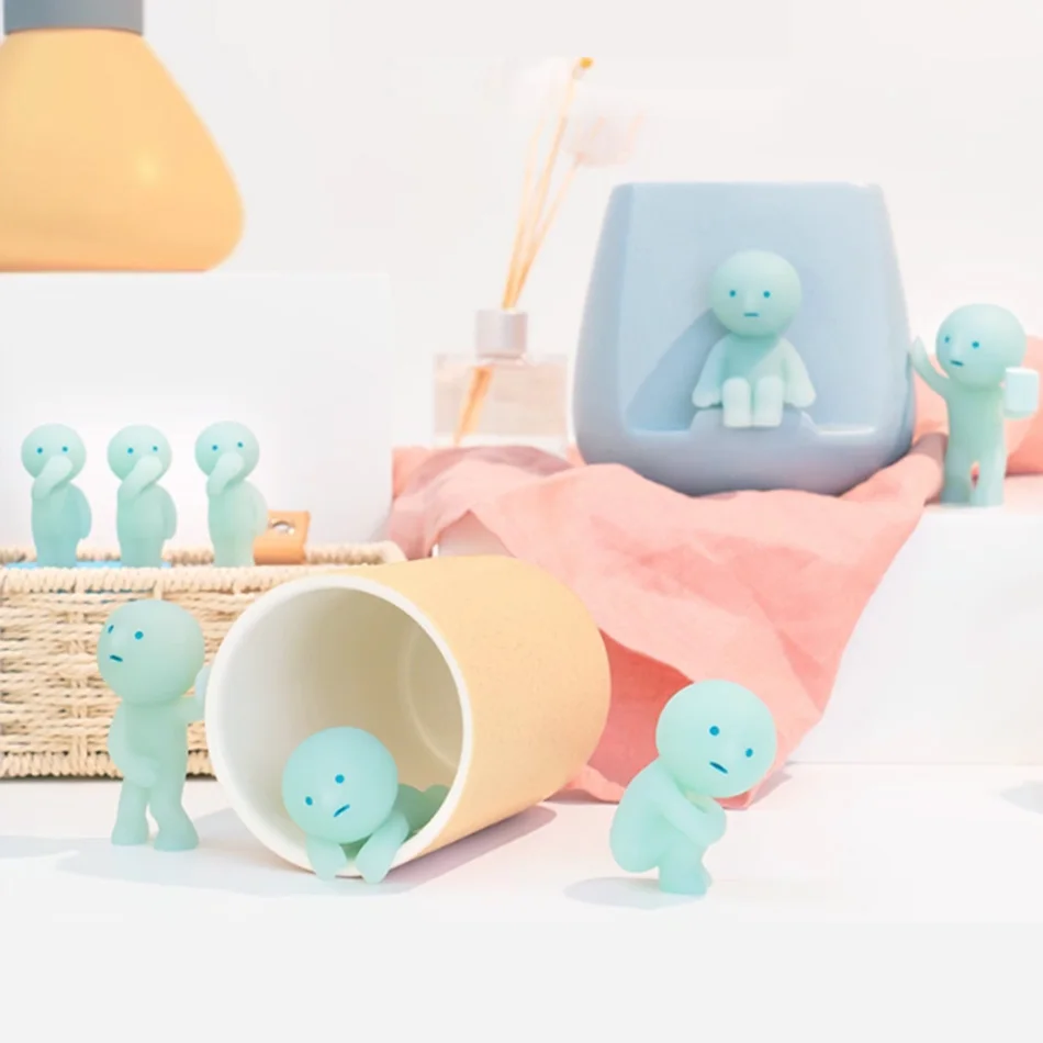 Hot Glow In The Dark Mini Figu - Yoga Fitness First recension och pris